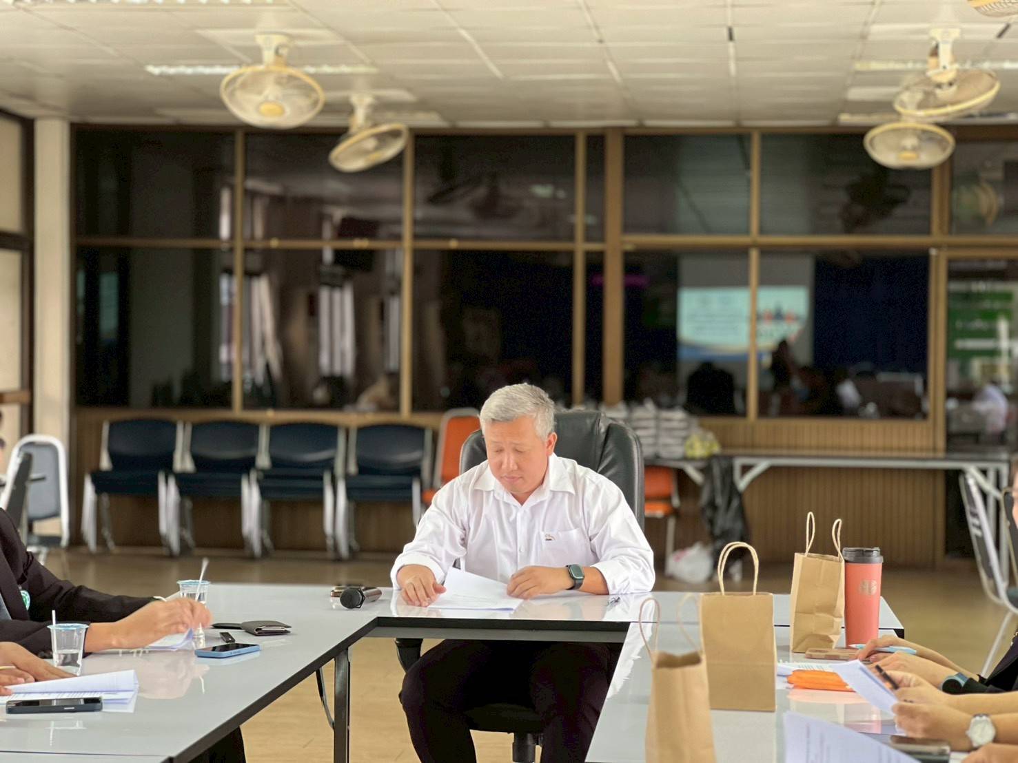 ✨ พช.บางเสาธงร่วมการประชุมคณะกรรมการพัฒนาคุณภาพชีวิตอำเภอบางเสาธง